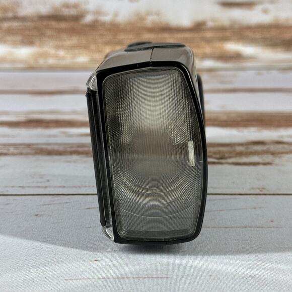 Nikon Speedlight SB-25 Flash – Shoe Mount for Nikon SLR Cameras - Picture 3 of 7